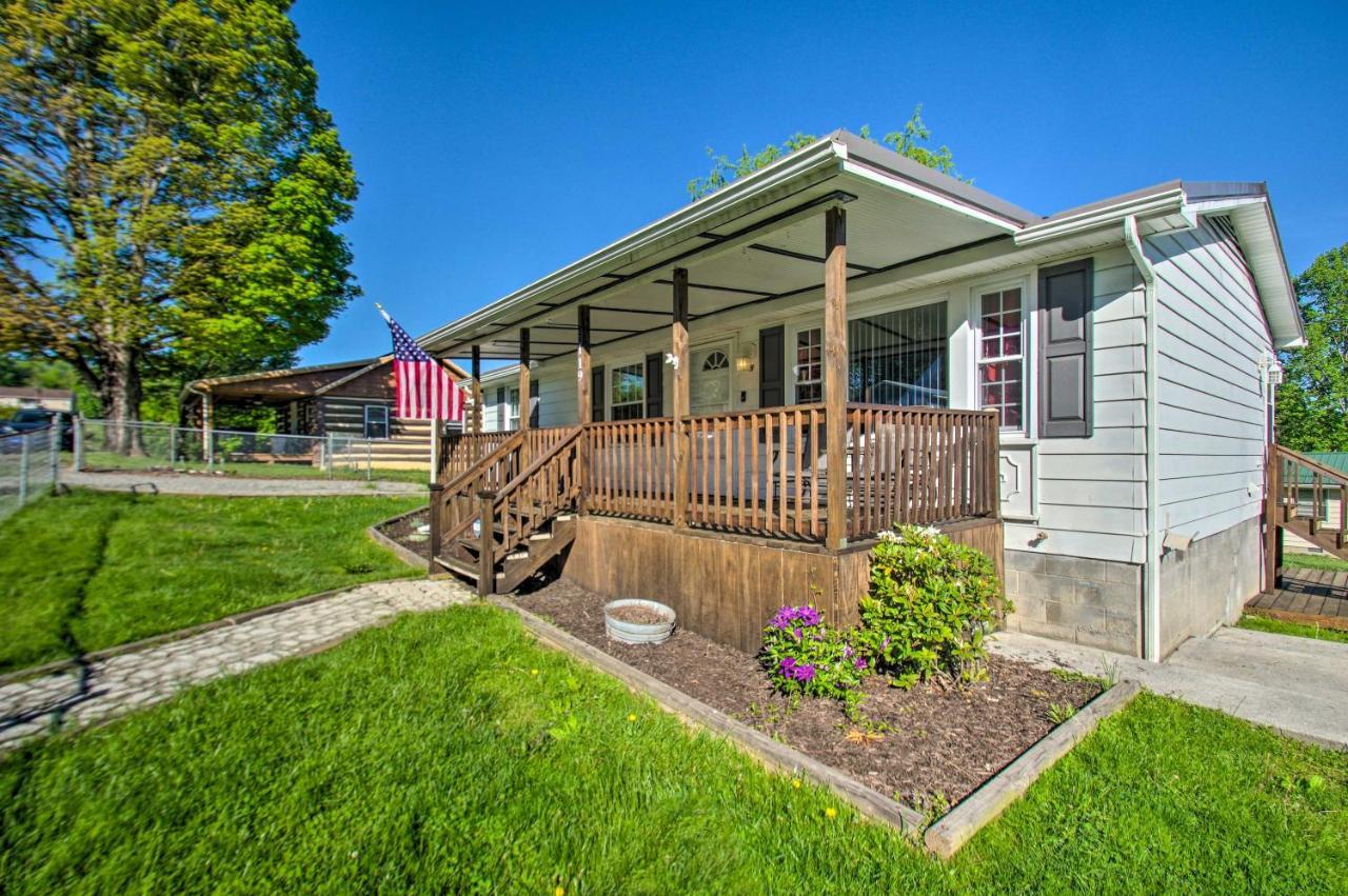 Dog-Friendly Fayetteville Home With Hot Tub! Exterior foto